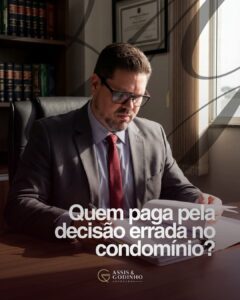 No dia a dia da gestão condominial, muitas decisões são tomadas com pressa, às vezes para evitar desgaste, às vezes para resolver um problema que não pode esperar. Existem situações em que uma decisão individual, mesmo que seja bem intencionada, pode gerar reflexos para todo o condomínio. Quando há impacto financeiro, prejuízo a moradores ou descumprimento de procedimento, a discussão deixa de ser pessoal e passa a envolver a coletividade. É comum ouvir que “foi o síndico que decidiu”, mas na prática, dependendo do contexto, quem pode acabar respondendo é o condomínio como um todo. Por isso, gestão responsável não é deixar de decidir, é decidir com fundamento, com critério e com estrutura que sustente aquela escolha no futuro. Prevenção jurídica não trava a administração, ela protege a coletividade de riscos que surgem justamente das decisões tomadas no improviso. #sindico #direitocondominial #responsabilidadecivil #condominios #administracaodecondominio